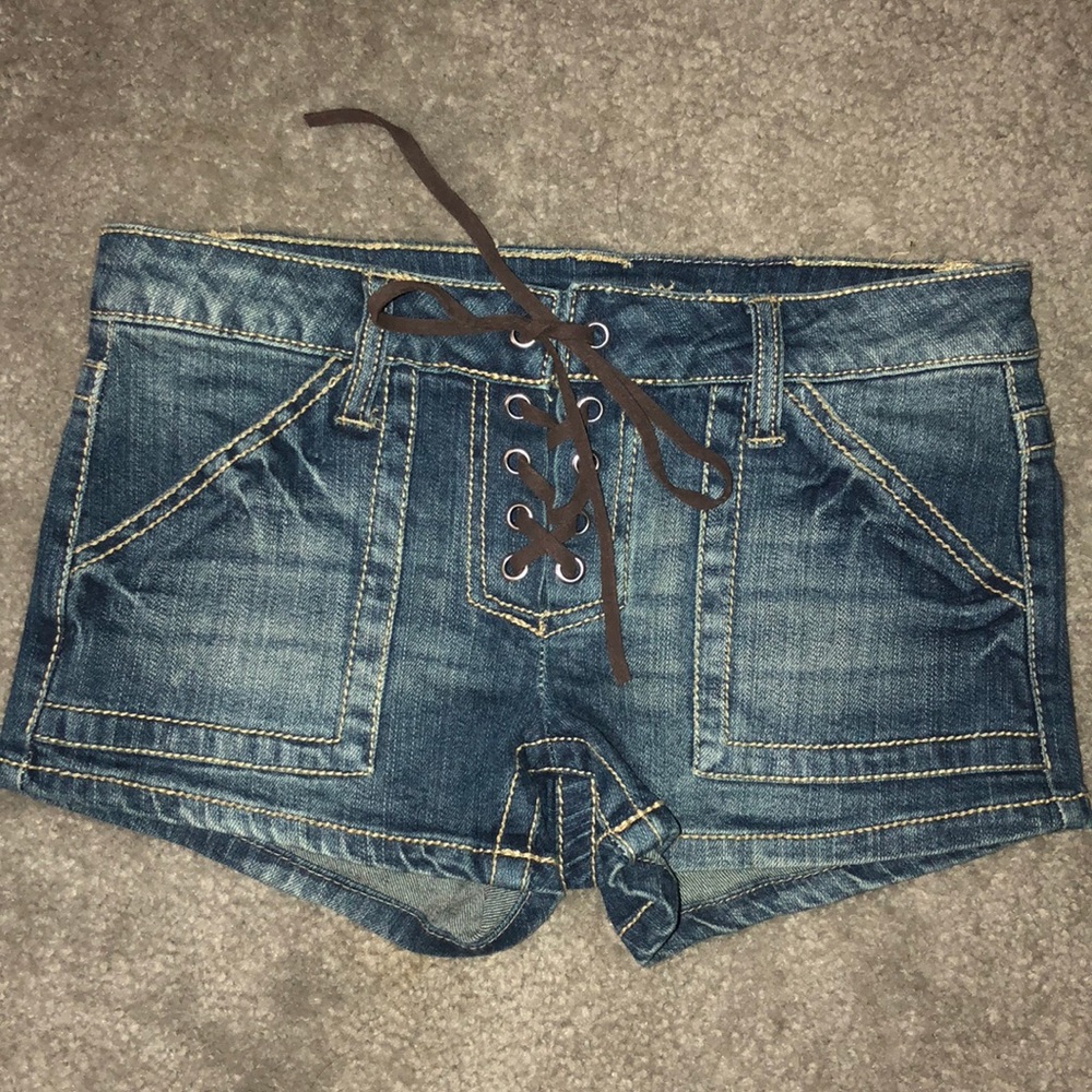 Short shorts